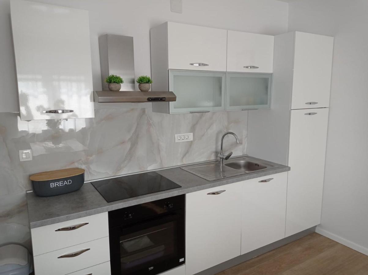 Apartman Franc S Vir Extérieur photo
